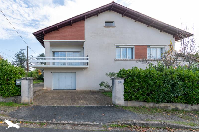 Vente Maison MONTAYRAL - 7 pièces -204 m² - (47500)