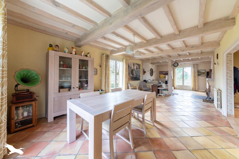 Vente Maison MONTAYRAL - 6 pièces -185 m² - (47500)