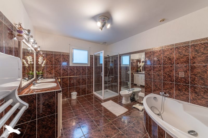 Vente Maison MONTAYRAL - 6 pièces -137 m² - (47500)