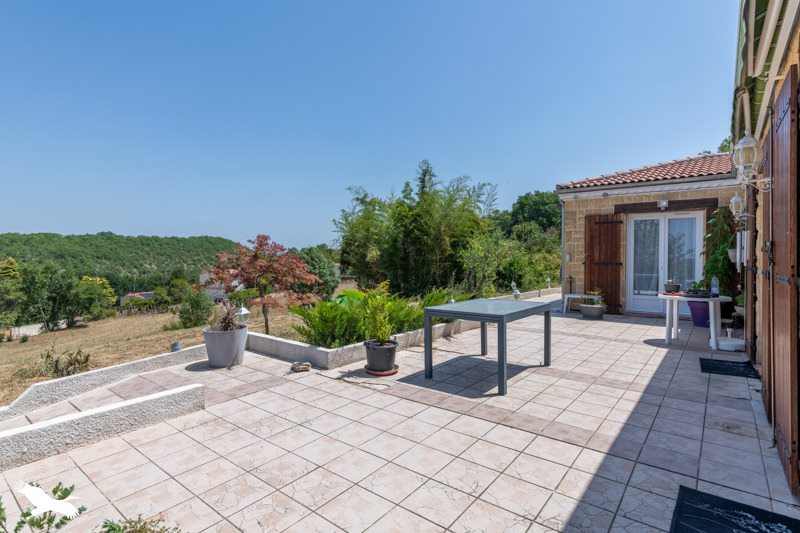 Vente Maison MONTAYRAL - 6 pièces -150 m² - (47500)