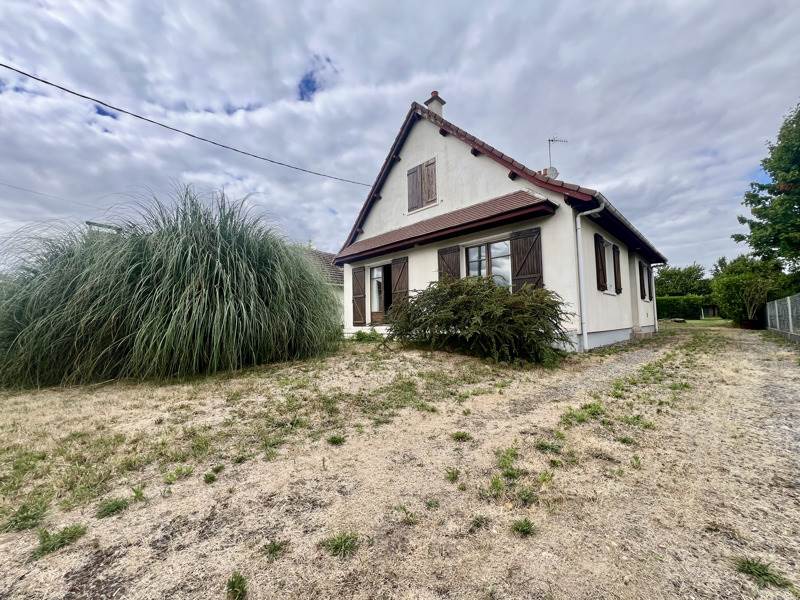 Vente Maison ST AMAND MONTROND - 4 pièces -75 m² - (18200)