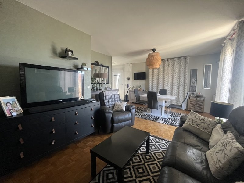 Vente Maison ST AMAND MONTROND - 5 pièces -106 m² - (18200)