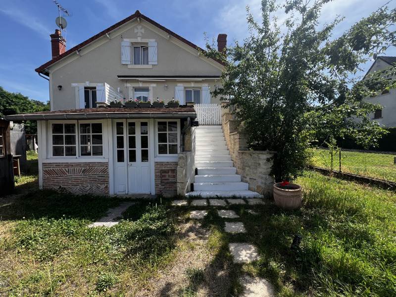 Maison 4 pièces 52 m² · à Saint-Amand-Montrond · 52 m² · 99 990 €