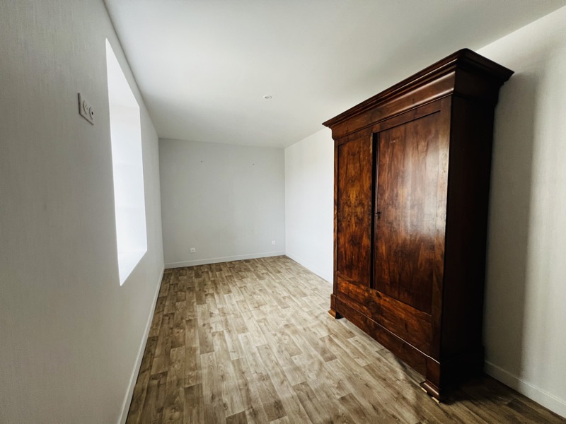 Vente Immeuble DUN SUR AURON - -  350 m² - (18130)