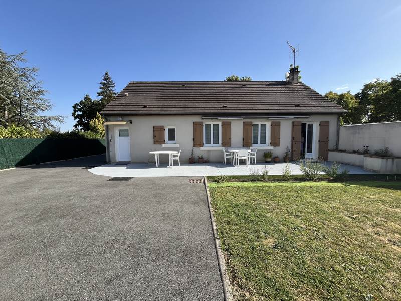 Vente Maison ST AMAND MONTROND - 4 pièces -95 m² - (18200)