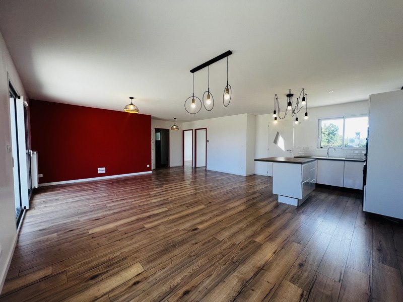 Vente Maison ST AIGNAN DES NOYERS - 5 pièces -91 m² - (18600)