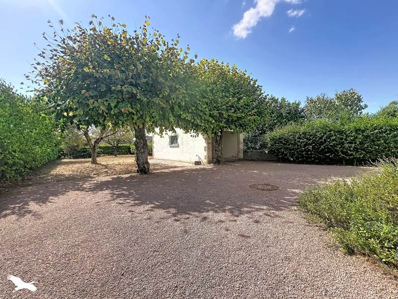 Vente Maison ST AMAND MONTROND - 5 pièces -136 m² - (18200)