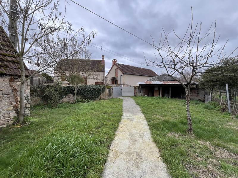 Vente Maison Charenton-du-Cher - 7 pièces -200 m² - (18210)