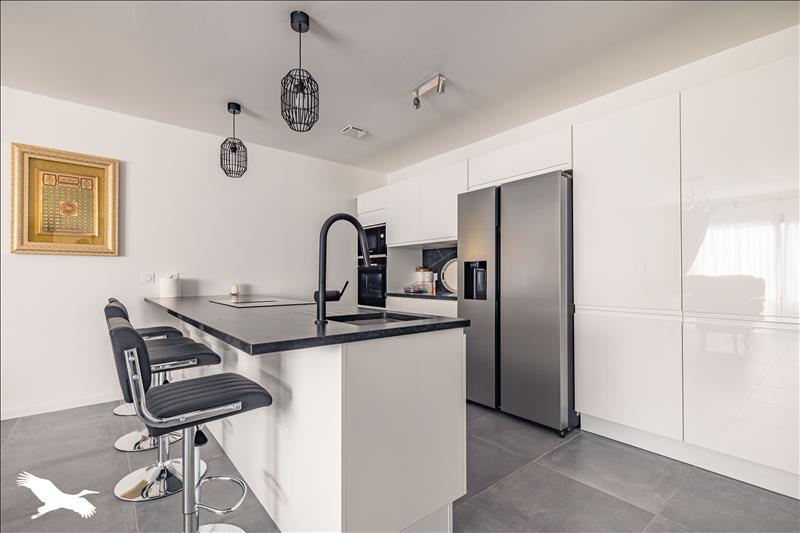 Vente Maison ROCHEFORT - 4 pièces -125 m² - (17300)