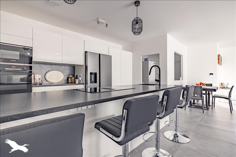 Vente Maison ROCHEFORT - 4 pièces -125 m² - (17300)