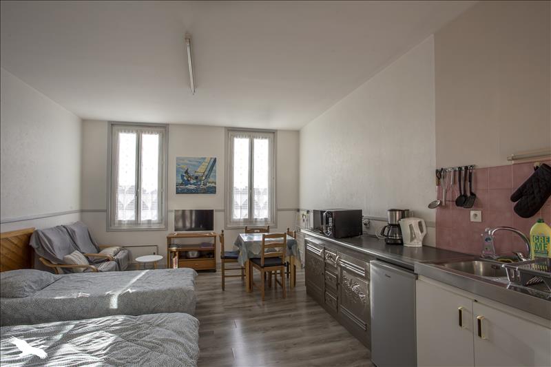 Vente Immeuble ROCHEFORT - -  180 m² - (17300)