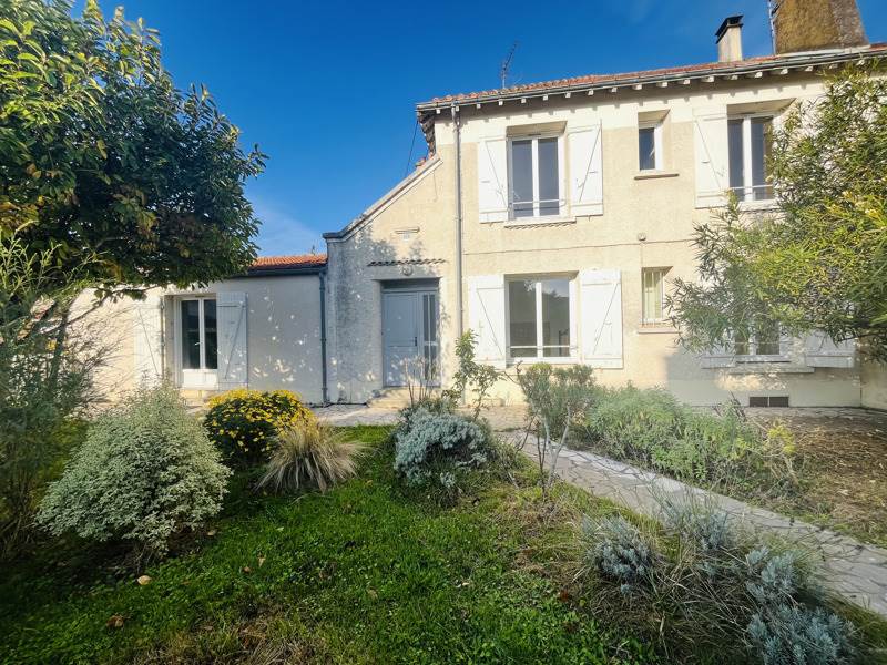 Vente Maison ROCHEFORT - 4 pièces -85 m² - (17300)