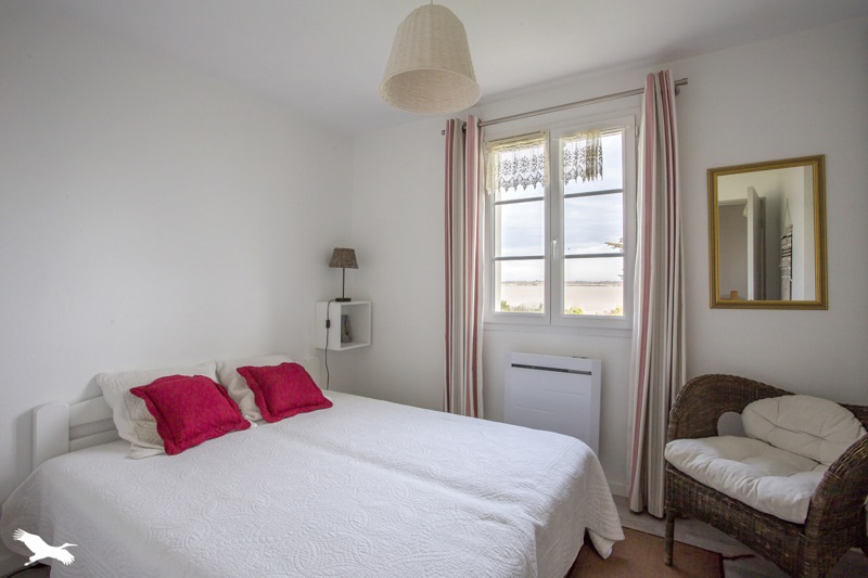 Vente Maison PORT DES BARQUES - 4 pièces -79 m² - (17730)