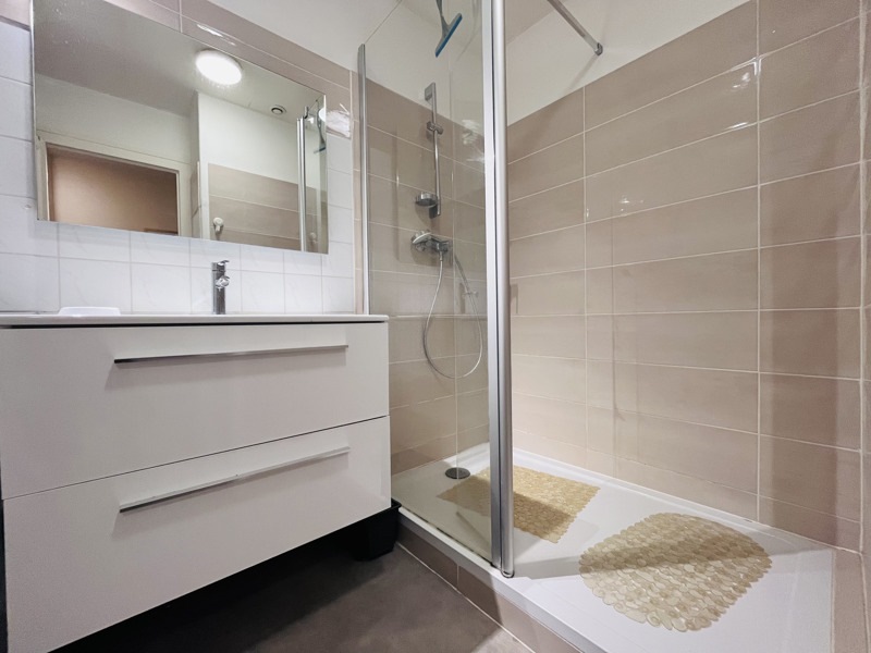 Vente Appartement ROCHEFORT - 2 pièces -48 m² - (17300)