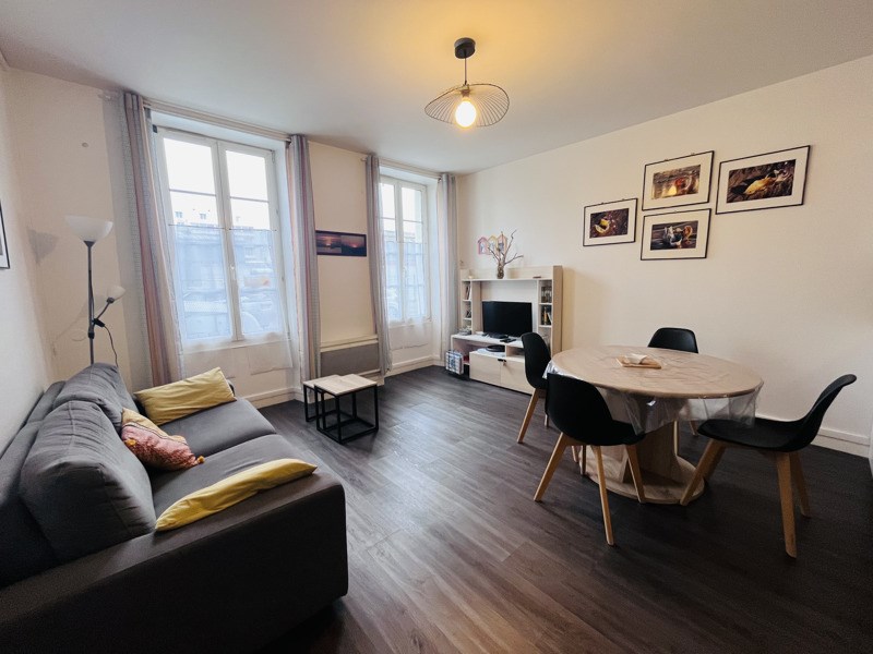 Vente Appartement ROCHEFORT - 2 pièces -48 m² - (17300)