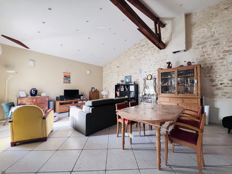 Vente Maison ROCHEFORT - 3 pièces -100 m² - (17300)