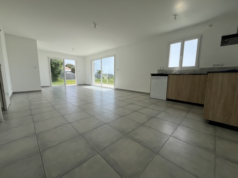 Vente Maison ST NAZAIRE SUR CHARENTE - 4 pièces -84 m² - (17780)