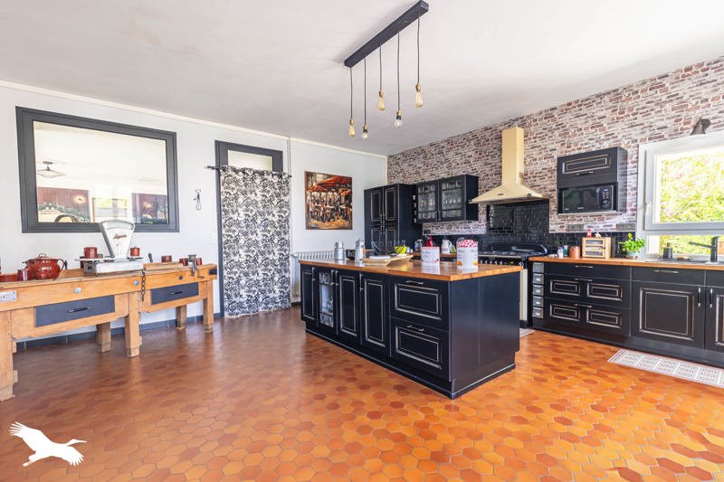 Vente Maison VERGEROUX - 8 pièces -195 m² - (17300)