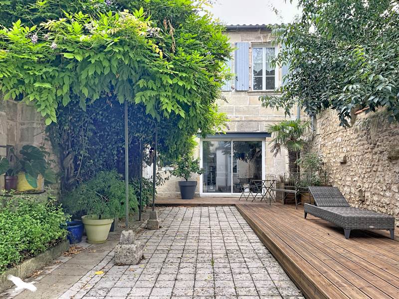Vente Maison ROCHEFORT - 7 pièces -200 m² - (17300)