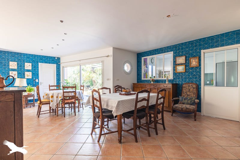 Vente Maison Échillais - 6 pièces -160 m² - (17620)