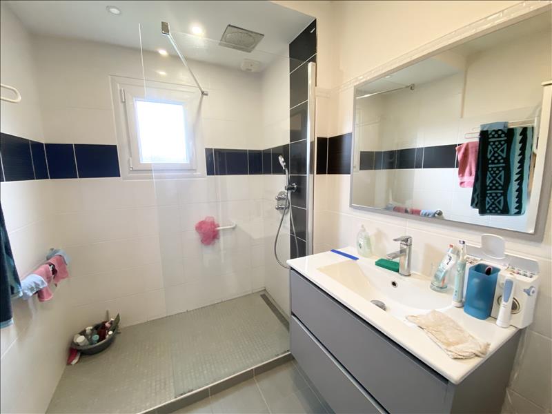 Vente Maison CHATEAUROUX - 5 pièces -117 m² - (36000)