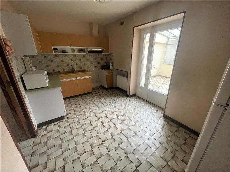 Vente Maison CHATEAUROUX - 5 pièces -126 m² - (36000)