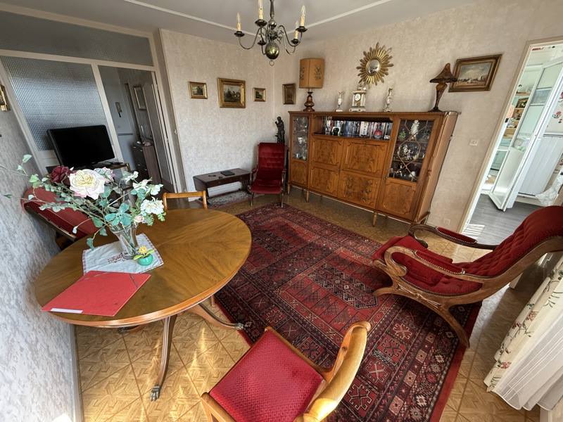 Vente Appartement CHATEAUROUX - 3 pièces -71 m² - (36000)