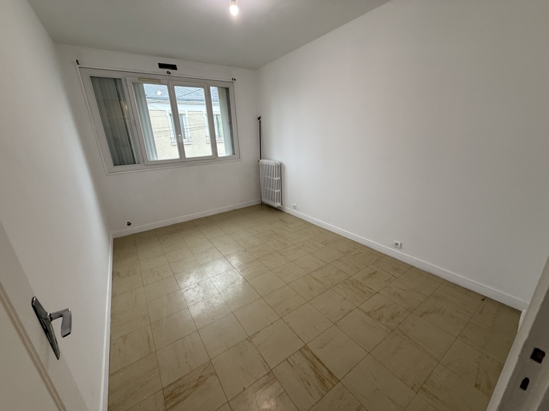 Vente Immeuble CHATEAUROUX - -  270 m² - (36000)