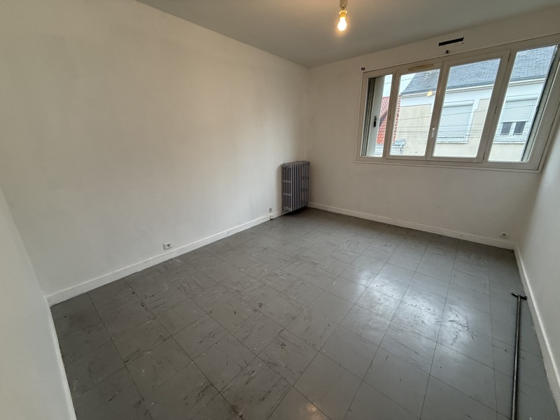Vente Immeuble CHATEAUROUX - -  270 m² - (36000)