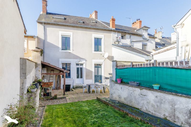 Vente Maison CHATEAUROUX - 5 pièces -165 m² - (36000)