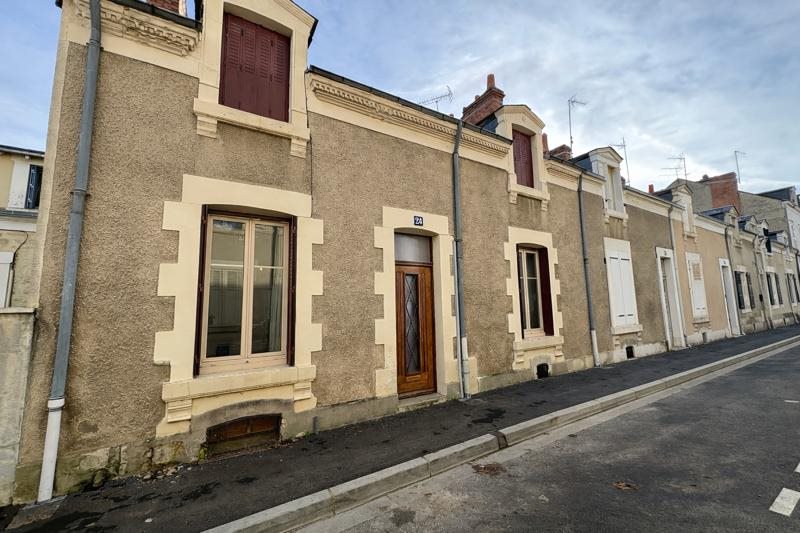 Vente Maison CHATEAUROUX - 4 pièces -105 m² - (36000)