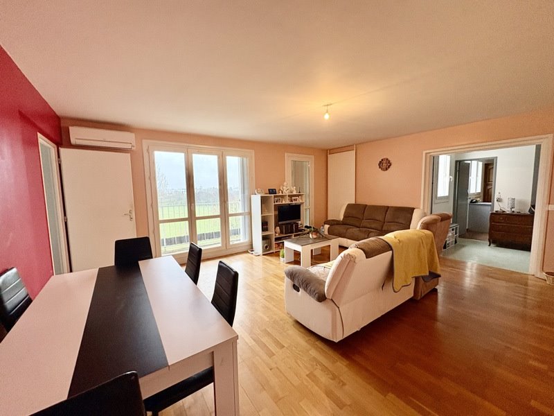 Vente Appartement CHATEAUROUX - 5 pièces -111 m² - (36000)
