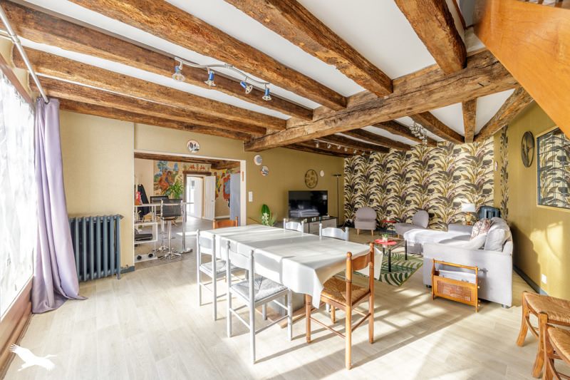 Vente Maison CHATEAUROUX - 4 pièces -147 m² - (36000)