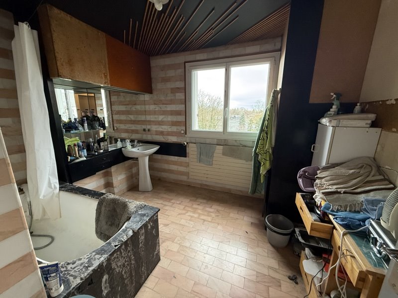 Vente Appartement CHATEAUROUX - 5 pièces -124 m² - (36000)
