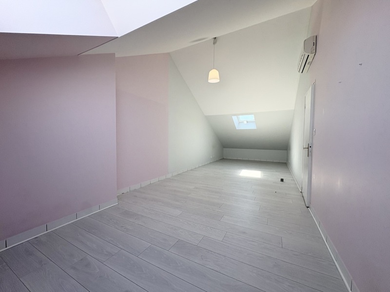 Vente Maison CHATEAUROUX - 6 pièces -171 m² - (36000)