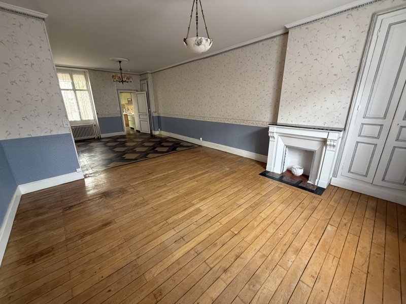 Vente Maison CHATEAUROUX - 4 pièces -139 m² - (36000)