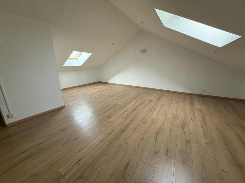Vente Maison CHATEAUROUX - 4 pièces -139 m² - (36000)