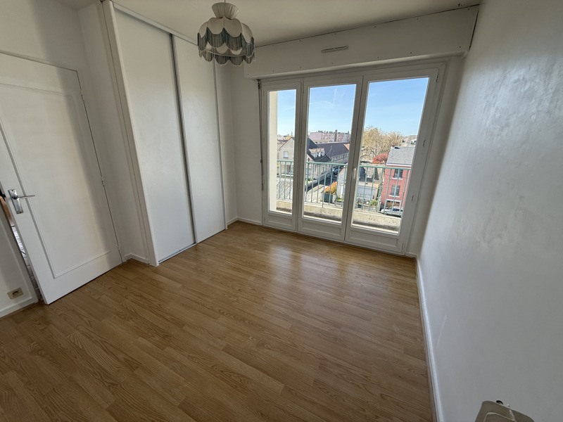 Vente Appartement CHATEAUROUX - 3 pièces -73,5 m² - (36000)