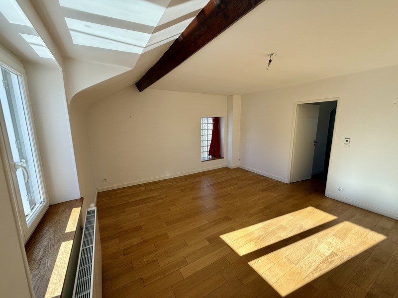 Vente Maison CHATEAUROUX - 6 pièces -183 m² - (36000)