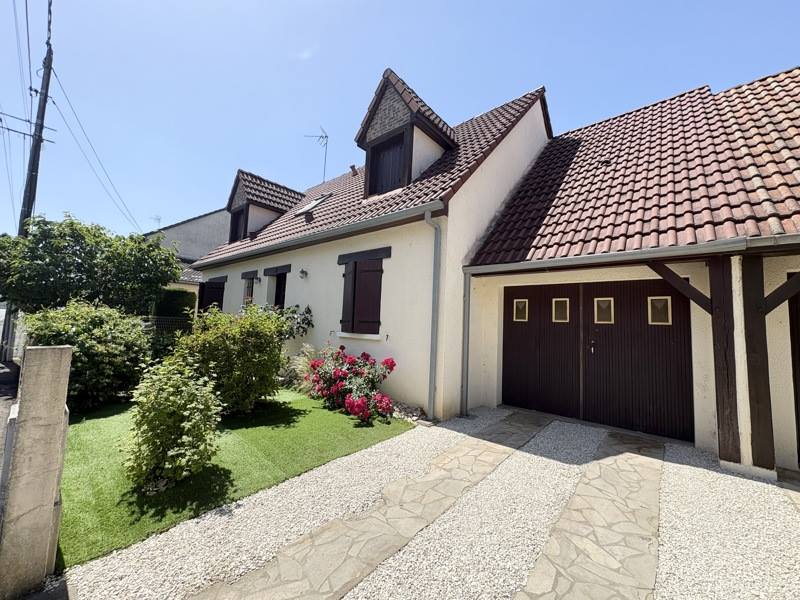 Vente Maison CHATEAUROUX - 4 pièces -115 m² - (36000)