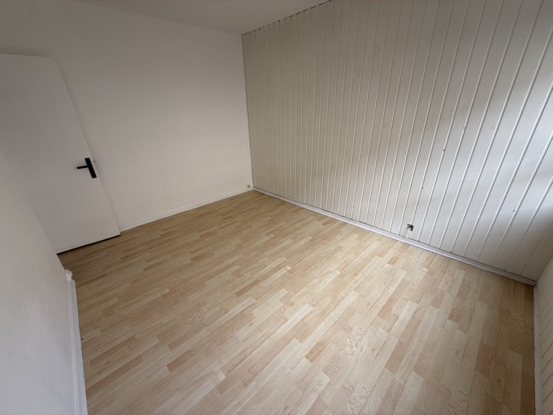 Vente Appartement CHATEAUROUX - 3 pièces -75 m² - (36000)