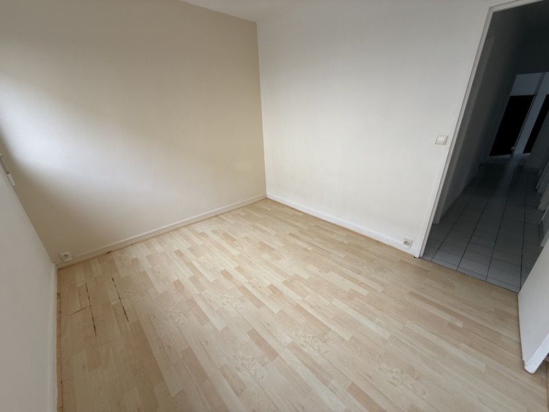 Vente Appartement CHATEAUROUX - 3 pièces -75 m² - (36000)