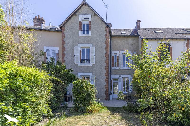 Vente Maison CHATEAUROUX - 5 pièces -131 m² - (36000)