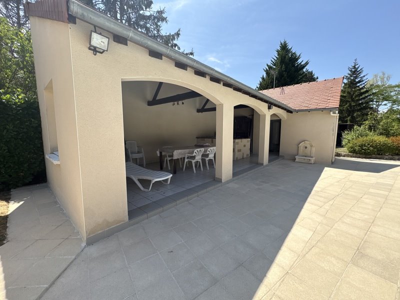 Vente Maison CHATEAUROUX - 6 pièces -206 m² - (36000)