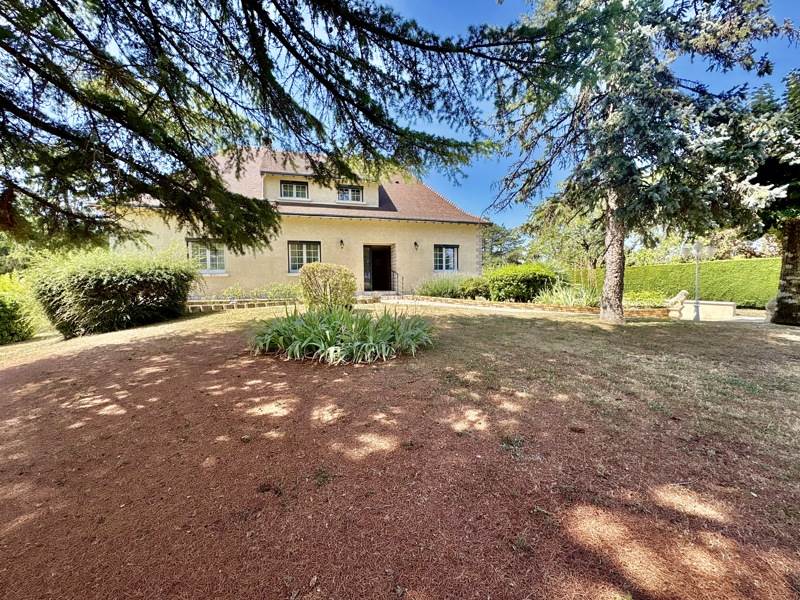 Vente Maison CHATEAUROUX - 6 pièces -206 m² - (36000)