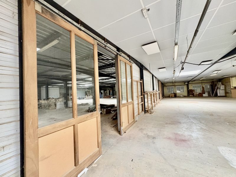 Vente Immeuble Saint-Maur - - 2 011 m² - (36250)