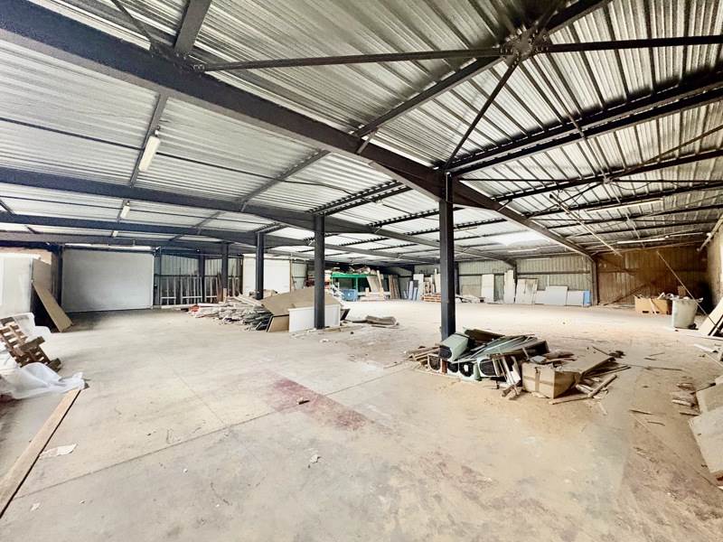 Vente Immeuble Saint-Maur - - 2 011 m² - (36250)
