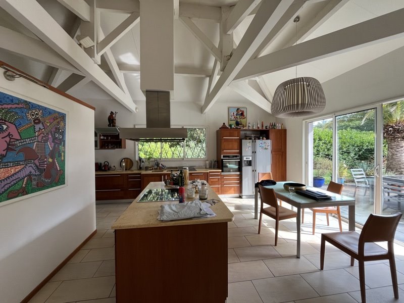 Vente Maison BLANQUEFORT - 9 pièces -300 m² - (33290)
