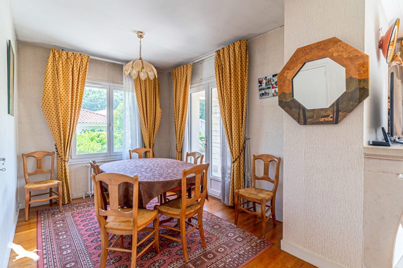Vente Maison MERIGNAC - 7 pièces -184 m² - (33700)