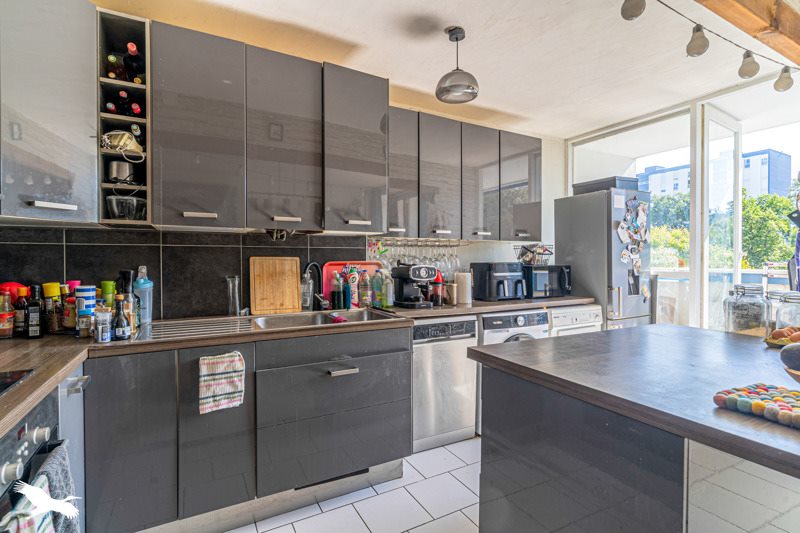 Vente Appartement MERIGNAC - 5 pièces -87 m² - (33700)